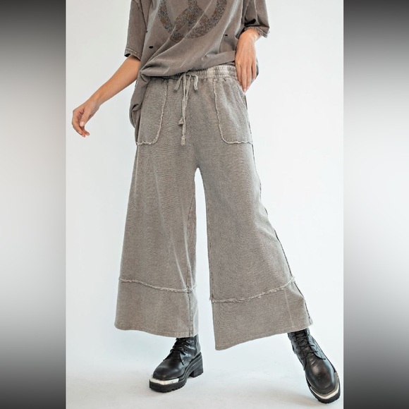easel Pants - Easel Let's Chill Comfy Wide Leg Pants in Ash size medium